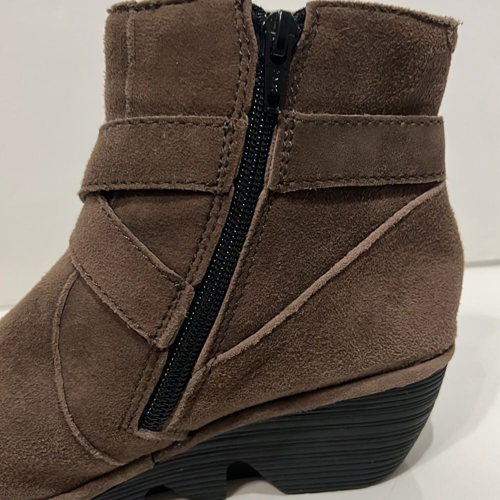 Fly London Perz Brown Suede Wedge Buckle Boots Booties Size 37 - Picture 10 of 13